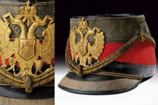 Shako da ufficiale degli Ussari  - Asta Rare Armi Antiche e Militaria da tutto il mondo - Associazione Nazionale - Case d'Asta italiane