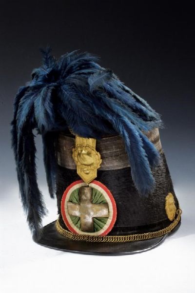 Shako Guardia Nazionale  - Asta Rare Armi Antiche e Militaria da tutto il mondo - Associazione Nazionale - Case d'Asta italiane