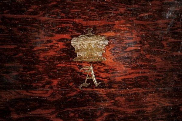 Set da toilette in argento ed oro probabilmente appartenuta al principe Adolfo, Duca di Cambridge  - Asta Rare Armi Antiche e Militaria da tutto il mondo - Associazione Nazionale - Case d'Asta italiane