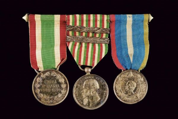 Barretta con tre medaglie di un veterano delle Guerre d'Indipendenza  - Asta Rare Armi Antiche e Militaria da tutto il mondo - Associazione Nazionale - Case d'Asta italiane