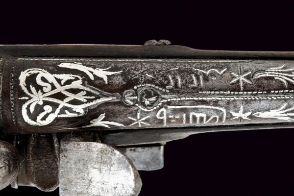 Pistola a pietra focaia con fornimenti in argento  - Asta Rare Armi Antiche e Militaria da tutto il mondo - Associazione Nazionale - Case d'Asta italiane