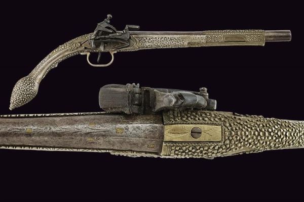 Pistola alla micheletta  - Asta Rare Armi Antiche e Militaria da tutto il mondo - Associazione Nazionale - Case d'Asta italiane