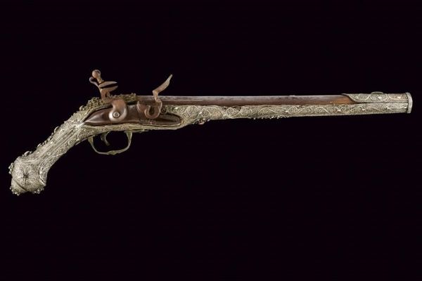 Pistola a pietra focaia con fornimenti in argento  - Asta Rare Armi Antiche e Militaria da tutto il mondo - Associazione Nazionale - Case d'Asta italiane