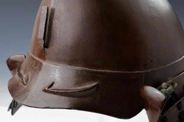 Eboshi Kabuto  - Asta Rare Armi Antiche e Militaria da tutto il mondo - Associazione Nazionale - Case d'Asta italiane