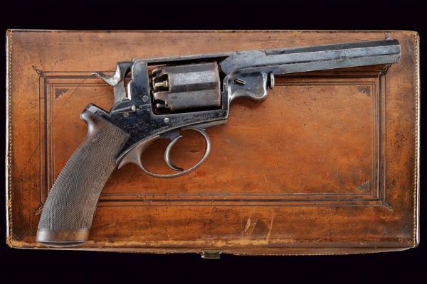 Revolver Adams a luminello in cassetta di Charles Ingram  - Asta Rare Armi Antiche e Militaria da tutto il mondo - Associazione Nazionale - Case d'Asta italiane