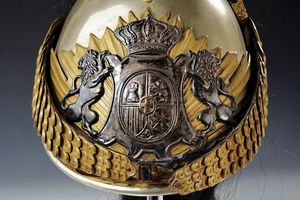 Raro elmo per i corazzieri di Amedeo I  - Asta Rare Armi Antiche e Militaria da tutto il mondo - Associazione Nazionale - Case d'Asta italiane