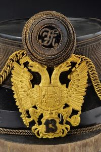 Shako da ufficiale d'Artiglieria  - Asta Rare Armi Antiche e Militaria da tutto il mondo - Associazione Nazionale - Case d'Asta italiane