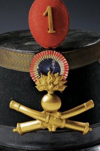 Shako da ufficiale d'artiglieria  - Asta Rare Armi Antiche e Militaria da tutto il mondo - Associazione Nazionale - Case d'Asta italiane