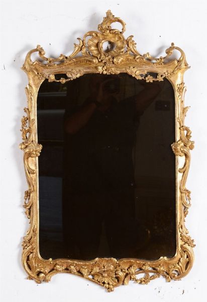 Coppia di specchierine in legno intagliato e dorato, XIX secolo  - Asta Antiquariato - Associazione Nazionale - Case d'Asta italiane