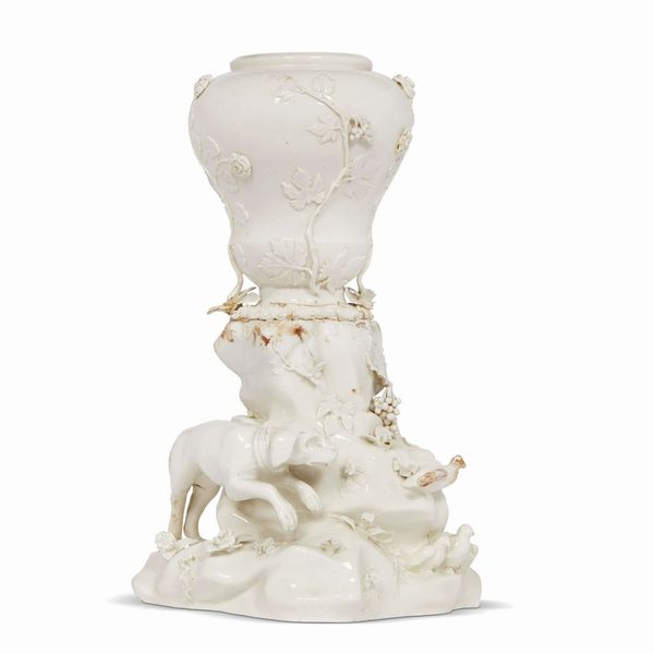 POUT-POURRI, NAPOLI, MANIFATTURA DI CAPODIMONTE, 1743-1744  - Asta CERAMICA. MAIOLICHE E PORCELLANE DAL XVI AL XIX SECOLO - Associazione Nazionale - Case d'Asta italiane