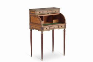 Bureau a rullo intarsiato in varie essenze. XIX secolo  - Asta Antiquariato - Associazione Nazionale - Case d'Asta italiane