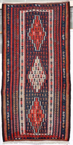 Kilim, Persia inizio XX secolo  - Asta Tappeti - Associazione Nazionale - Case d'Asta italiane