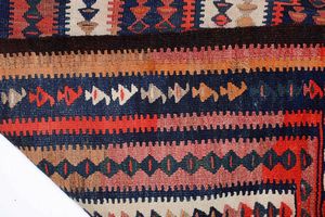 Kilim, Persia inizio XX secolo  - Asta Tappeti - Associazione Nazionale - Case d'Asta italiane