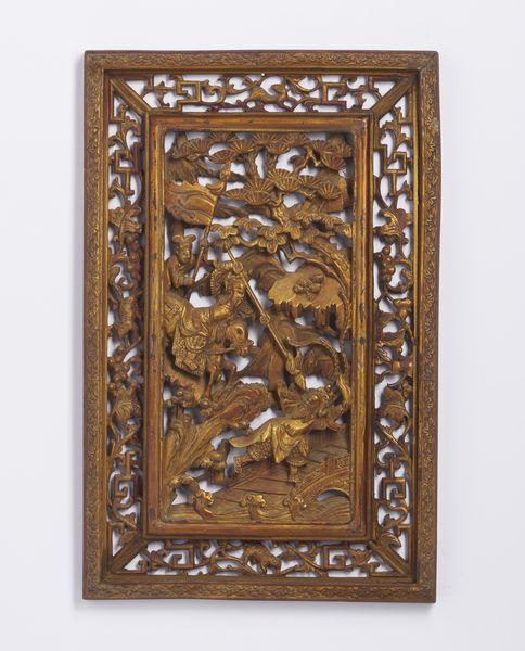 Arte Cinese : Lotto composto da otto pannelli in legno laccato e dorato finemente intagliato e scolpito con raffigurazioni di guerrieri a cavallo e scene di corte. Cina XIX sec.  - Asta Asta 470 | ARTE ORIENTALE Online - Associazione Nazionale - Case d'Asta italiane