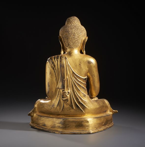 Arte Sud-Est Asiatico : Buddha in bronzo dorato, seduto nella posizione padmasana. Birmania XIX / XX sec  - Asta Asta 470 | ARTE ORIENTALE Online - Associazione Nazionale - Case d'Asta italiane