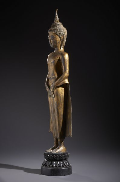 Arte Sud-Est Asiatico : Figura in bronzo laccato con tracce di doratura di Buddha stante in posizione meditativa. Tailandia XVIII / XIX sec.  - Asta Asta 470 | ARTE ORIENTALE Online - Associazione Nazionale - Case d'Asta italiane