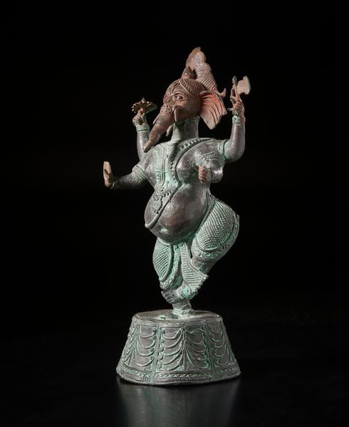 Arte Indiana : Statua in bronzo raffigurante Ganesha danzante. India del sud, XX sec.  - Asta Asta 470 | ARTE ORIENTALE Online - Associazione Nazionale - Case d'Asta italiane