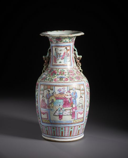 Arte Cinese : Vaso in porcellana abilmente smaltato nei colori della famiglia rosa, stile Canton. Cina Dinastia Qing , XIX sec.  - Asta Asta 470 | ARTE ORIENTALE Online - Associazione Nazionale - Case d'Asta italiane