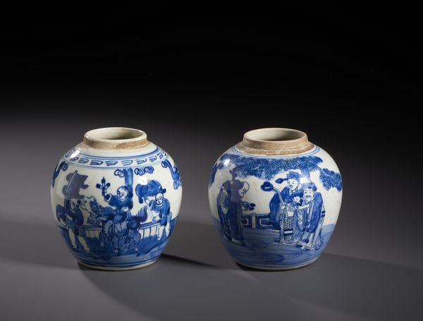 Arte Cinese : Due piccole ginger jar in porcellana bianco e blu dipinta con bimbi che giocano con saggi. Cina XIX sec  - Asta Asta 470 | ARTE ORIENTALE Online - Associazione Nazionale - Case d'Asta italiane