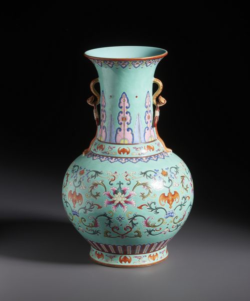 Arte Cinese : Vaso in porcellana famiglia rosa con decori di fiori e pipistrelli su fondo turchese. Cina XIX / XX sec.  - Asta Asta 470 | ARTE ORIENTALE Online - Associazione Nazionale - Case d'Asta italiane