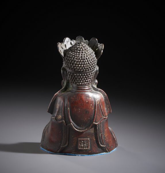 Arte Cinese : Figura in bronzo dorata e laccata raffigurante Buddha in stile Ming.Cina, XX sec.  - Asta Asta 470 | ARTE ORIENTALE Online - Associazione Nazionale - Case d'Asta italiane