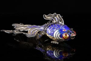 Arte Cinese : Pesce cloisonn. Cina, dinastia Qing, inizio XX secolo.  - Asta Asta 470 | ARTE ORIENTALE Online - Associazione Nazionale - Case d'Asta italiane