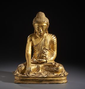 Arte Sud-Est Asiatico - Buddha in bronzo dorato, seduto nella posizione padmasana. Birmania XIX / XX sec