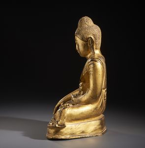 Arte Sud-Est Asiatico : Buddha in bronzo dorato, seduto nella posizione padmasana. Birmania XIX / XX sec  - Asta Asta 470 | ARTE ORIENTALE Online - Associazione Nazionale - Case d'Asta italiane