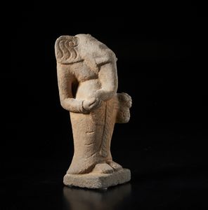 Arte Indiana : Statua in pietra arenaria raffigurante il Dio Ind Ganesh.India, XX sec.  - Asta Asta 470 | ARTE ORIENTALE Online - Associazione Nazionale - Case d'Asta italiane