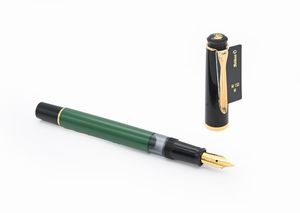 Pelikan M150 - Penna stilografica in vernice verde e nera  - Asta Penne e accessori dalla collezione di Enrico e Antonello Falqui e altre provenienze - Associazione Nazionale - Case d'Asta italiane