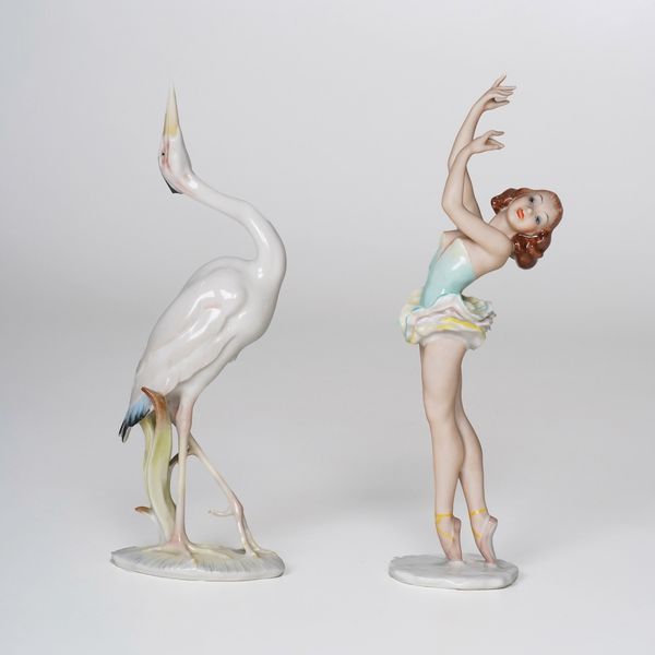 Due figurine, ballerina e airone.<BR>Germania, Manifattura Hutschenreuther, secondo quarto del XX secolo.  - Asta Ceramiche e vetri - Associazione Nazionale - Case d'Asta italiane