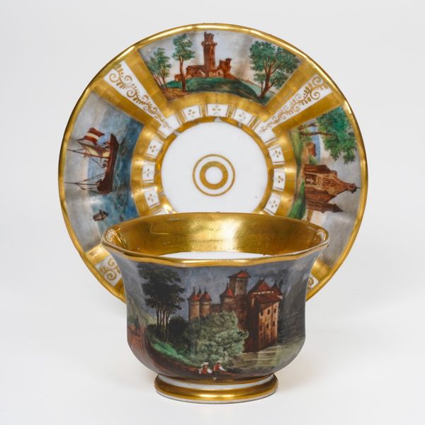 Tazza con piattino, XIX secolo.  - Asta Ceramiche e vetri - Associazione Nazionale - Case d'Asta italiane