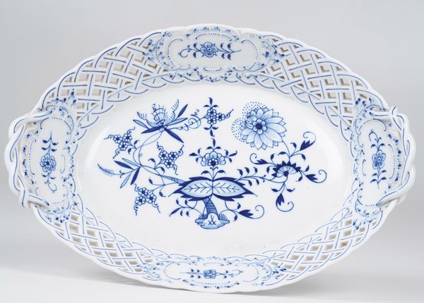 Cestino. <BR>Meissen, XX secolo.  - Asta Ceramiche e vetri - Associazione Nazionale - Case d'Asta italiane