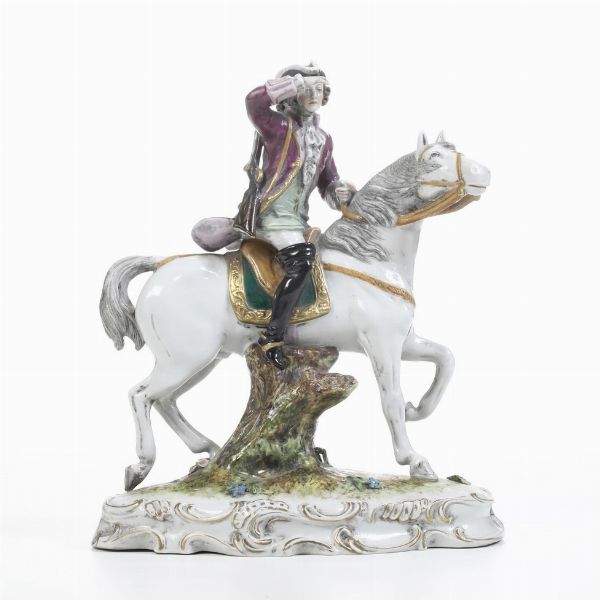 Figurina di nobile a cavallo.<BR>Probabilmente Napoli, XX secolo.  - Asta Ceramiche e vetri - Associazione Nazionale - Case d'Asta italiane