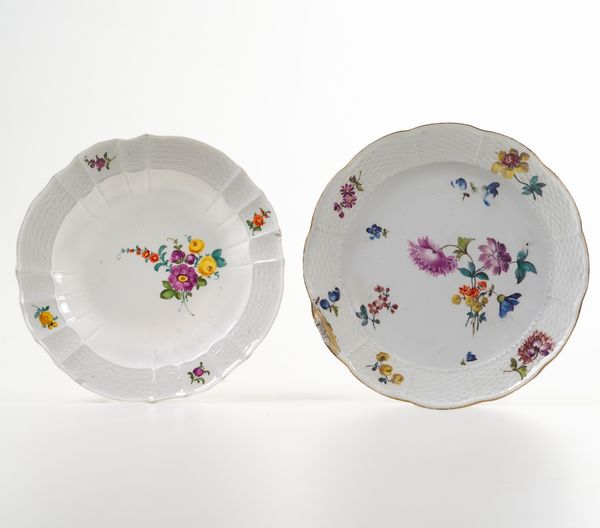 Due piatti.<BR>Meissen, terzo quarto del XVIII secolo.  - Asta Ceramiche e vetri - Associazione Nazionale - Case d'Asta italiane