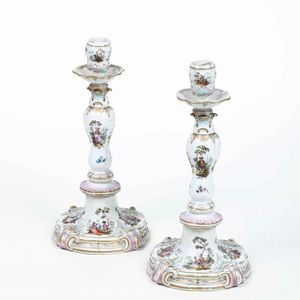 Coppia di candelieri.<BR>Meissen, XX secolo.  - Asta Ceramiche e vetri - Associazione Nazionale - Case d'Asta italiane