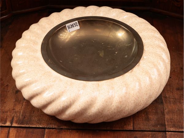 Svuotatasche in ceramica smaltata e ottone, Tommaso Barbi  - Asta Dèballage. Occasioni in asta - Associazione Nazionale - Case d'Asta italiane