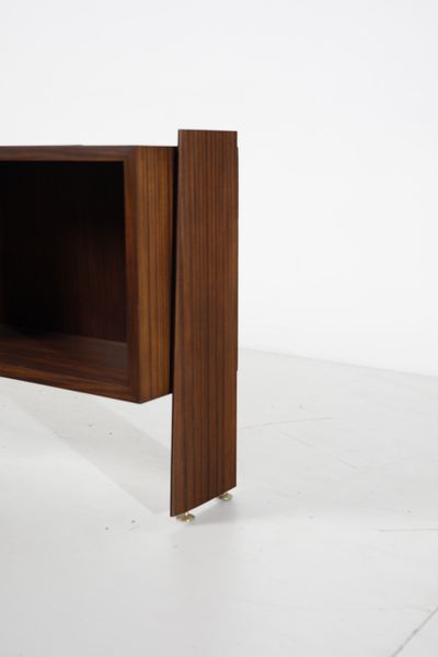 MANIFATTURA ITALIANA : Credenza con pannello scorrevole  - Asta Asta 471 | DESIGN E ARTI DECORATIVE DEL NOVECENTO Online - Associazione Nazionale - Case d'Asta italiane