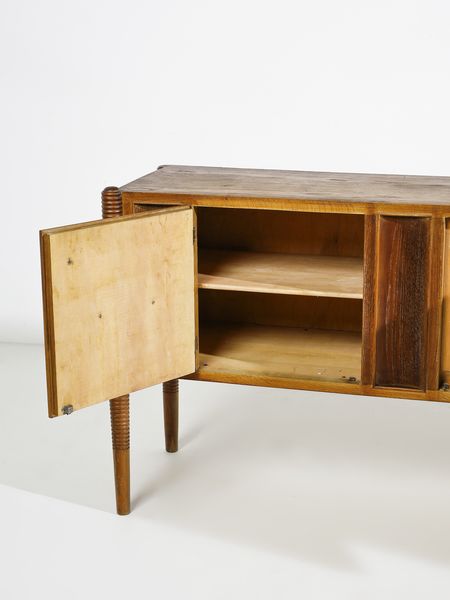 COLLI : attribuito. Credenza a tre ante decorate con formelle dipinte, Torino  - Asta Asta 471 | DESIGN E ARTI DECORATIVE DEL NOVECENTO Online - Associazione Nazionale - Case d'Asta italiane