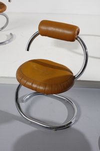 STOPPINO GIOTTO (1926 - 2011) : Quattro sedie mod. Cobra  - Asta Asta 471 | DESIGN E ARTI DECORATIVE DEL NOVECENTO Online - Associazione Nazionale - Case d'Asta italiane