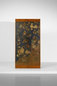 MANIFATTURA ITALIANA : Armadio a incasso con ante dipinte con fiori e uccelli  - Asta Asta 471 | DESIGN E ARTI DECORATIVE DEL NOVECENTO Online - Associazione Nazionale - Case d'Asta italiane