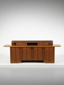 SACCARDO LUIGI : Credenza a quattro ante con alzata a cassettini mod. Seven per Gasparello, Casale sul Sile  - Asta Asta 471 | DESIGN E ARTI DECORATIVE DEL NOVECENTO Online - Associazione Nazionale - Case d'Asta italiane