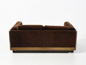 SCARPA AFRA (1937-2011) & TOBIA (n. 1935) : Divano a due posti mod. 920 per Cassina, Meda  - Asta Asta 471 | DESIGN E ARTI DECORATIVE DEL NOVECENTO Online - Associazione Nazionale - Case d'Asta italiane