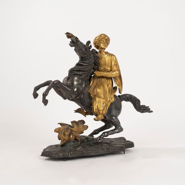 Scultura orientalista raffigurante cavallo e cavaliere in bronzo dorato e a patina scura, secolo XIX  - Asta Incanti d'Arte - Associazione Nazionale - Case d'Asta italiane