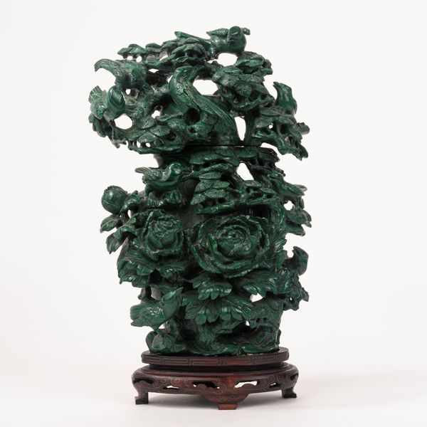 Grande vaso in malachite con coperchio, Cina secolo XX  - Asta Incanti d'Arte - Associazione Nazionale - Case d'Asta italiane