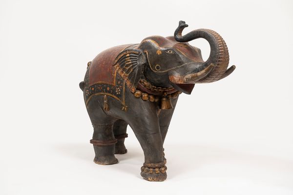 Elefante in legno laccato policromo, India secolo XIX  - Asta Incanti d'Arte - Associazione Nazionale - Case d'Asta italiane