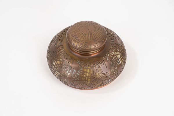 TIFFANY STUDIOS : Calamaio in rame e pasta vitrea, inizi secolo XX  - Asta Incanti d'Arte - Associazione Nazionale - Case d'Asta italiane