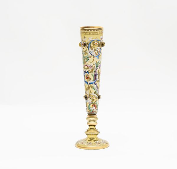 Vaso bicchiere in vetro e smalti, Murano secolo XX  - Asta Incanti d'Arte - Associazione Nazionale - Case d'Asta italiane