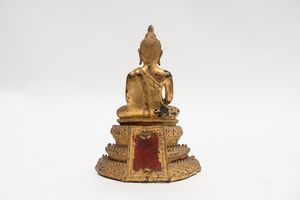 Buddha in bronzo dorato Thai, secolo XIX  - Asta Incanti d'Arte - Associazione Nazionale - Case d'Asta italiane