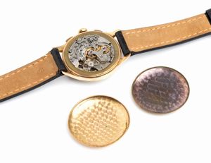 VENUS : Orologio - Cronografo verticale in oro  - Asta Gioielli e Orologi - Associazione Nazionale - Case d'Asta italiane